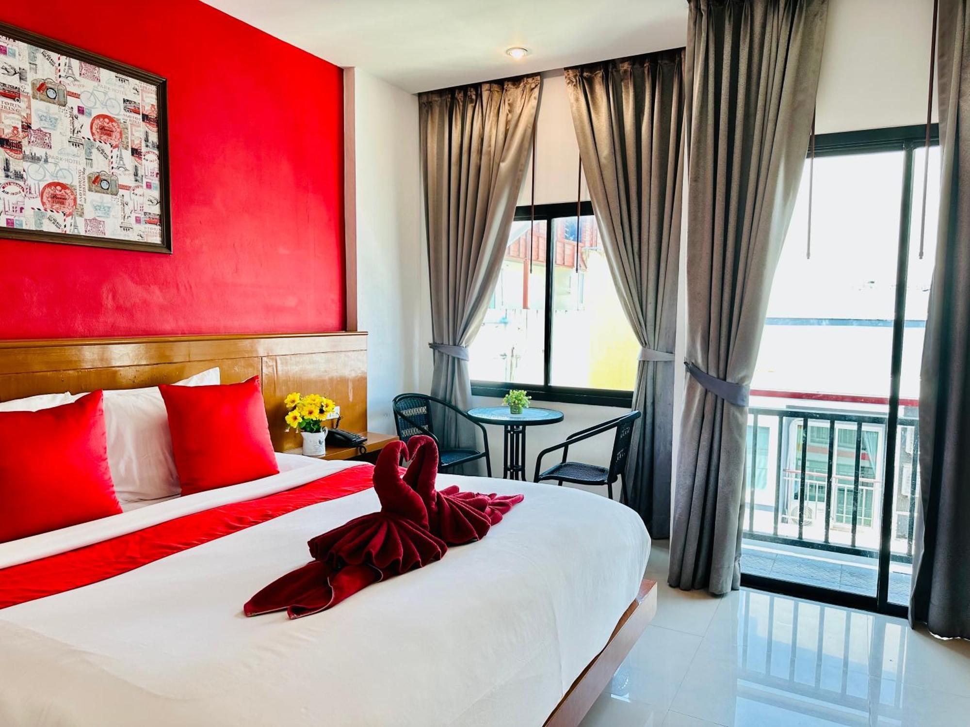 Pj Patong Resortel Екстер'єр фото