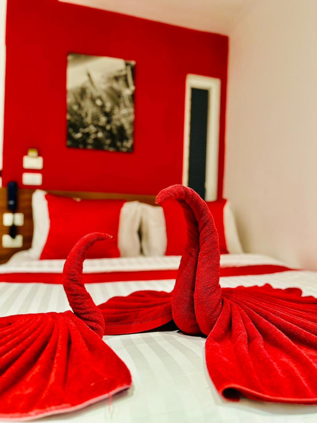 Pj Patong Resortel Екстер'єр фото