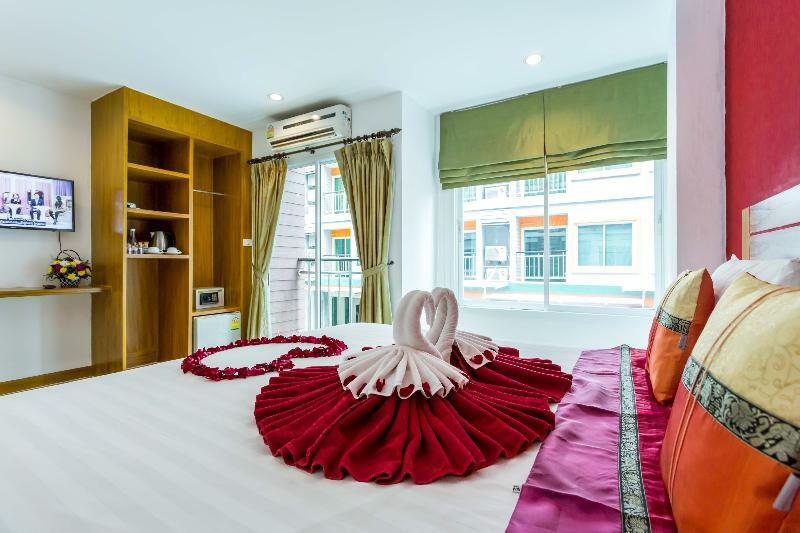 Pj Patong Resortel Екстер'єр фото